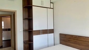 Cho thuê C/c Resgreen Tower 95m2 nội thất cơ bản 3PN,2wc, giá 15 tr/th