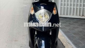 Honda Dylan 150 Xanh Cuban