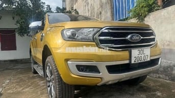 Ford Everest Titanium 4x4 2018 Vàng