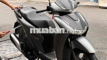 Honda SH 125i 2026 Xám 1900km