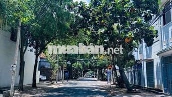 Bán lô đất mặt tiền đường Lương Văn Nho