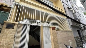 Cho Thuê Nhà Đường Cách Mạng Tháng 8, Quận 10 - Giá Rẻ