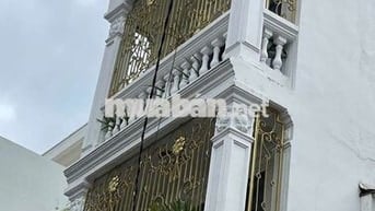 CHO THUÊ NHÀ ĐẸP – HẺM XE HƠI THÔNG 502 HTP QUẬN 7