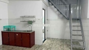 NHÀ NGUYÊN CĂN 1 TRỆT 1 LẦU 2 PHÒNG NGỦ GẦN NHIỀU TRƯỜNG ĐẠI HỌC LỚN