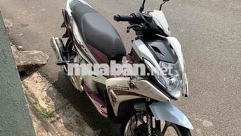 Yamaha Novo SX Trắng Tím