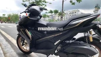 Yamaha NVX 2022 Đen