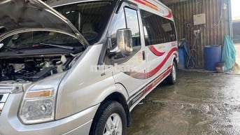 Ford Transit 16 chỗ Bạc 150.000 km