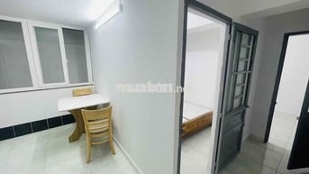 CHO THUÊ CĂN HỘ 2 PHÒNG NGỦ GIÁ SIÊU RẺ NGAY LUỸ BÁN BÍCH GẦN VĂN HIẾN