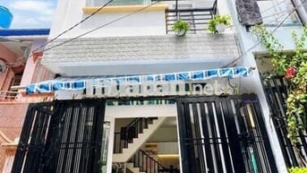 Nhà lê đình cẩn 4x8m 1 trệt 1 lầu 2pn,2wc giáp khu tên lửa tỉnh lộ 10.