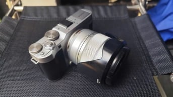 THANH LÝ MÁY ẢNH FUJIFILM X-A3 – NGOẠI HÌNH NHƯ MỚI