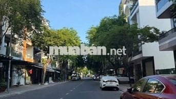 Cần bán tòa nhà căn hộ dịch vụ, 43p, doanh thu 210tr/tháng, Quận BT
