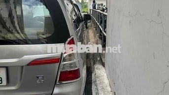 Toyota Innova 2014 7 chỗ Sàn Xăng Bạc