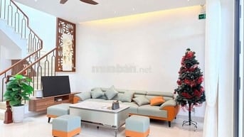 173CHO THUÊ NHÀ ĐẸP HIỆN ĐẠI 3PN – KHÔNG GIAN SANG TRỌNG, SÂN ĐẬU Ô TÔ