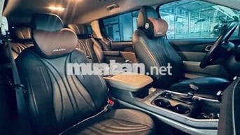Kia Carnival New Trắng Nhiều chỗ