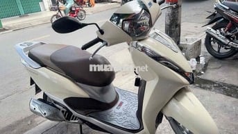 Honda Lead 2018 Smartkey màu Kem
