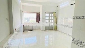PHÒNG BAN CÔNG _ Đủ nội thất _ Gần CĐ Điện Lực
