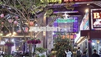 NHÀ 3 TẦNG LÔ GÓC 2 MT HỒ NGHINH , NGANG :30M CỰC ĐẸP
