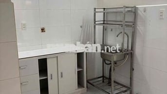 Nhà nguyên căn điện nước nhà nước chính chủ cho thuê.