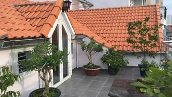 Bán Nhà Diện Tích Lớn Khan Hiếm, 17m x 10m, 3 Tầng, 553m2 sàn