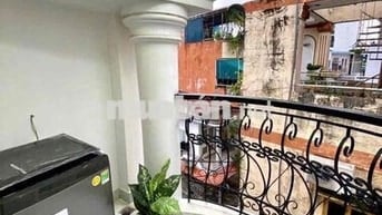 1 PHÒNG NGỦ BAN CÔNG THANG MÁY GIÁ 8 TRIỆU