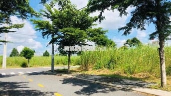CHÍNH CHỦ CẦN BÁN ĐẤY SÀI GÒN VILLAGE View đường công viên TL