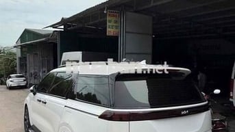 Kia Carnival Luxury 2021 7 chỗ Trắng