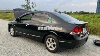 Honda Civic 1.8 Đen 10 vạn