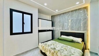 Căn hộ cửa sổ gió trời ,thoáng mát