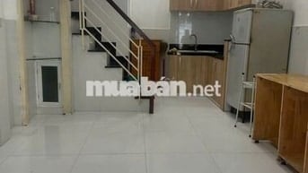 CHO THUÊ NHÀ LẠC LONG QUÂN ,P10,TÂN BÌNH, 2PN 2WC CHỈ 8 TRIỆU/THÁNG
