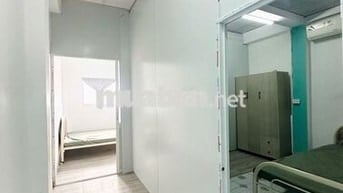 Phòng trọ 2 phòng ngủ, ban công thoáng mát Tân Bình