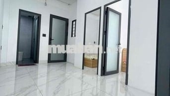 3pn siêu rộng 70m2 + có ban công máy giặt riêng + ngay Đh Vlang cs 3