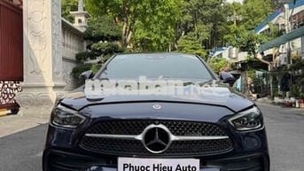 Mercedes-Benz C300 2022 Xanh Nâu 13.000km