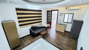 phòng full nội thất có bancon rộng, giá 3,3tr tại Huỳnh Văn Bánh