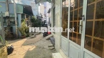 Cho thuê nhà 2 phòng ngủ hẻm Nguyễn Văn Cừ