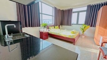 🏡 Cho Thuê Căn Hộ Full NT , Thang Máy , Cửa Sổ - Khu Phan Xích Long 🌹