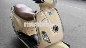 Piaggio Vespa LX biển Hà Nội