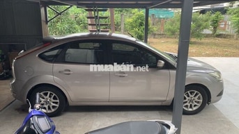 Ford Focus 2009 Tự động Vàng cát