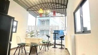 SIÊU PHẨM PENTHOUSE GIÁ 7 TRIỆU BAN CÔNG LỚN
