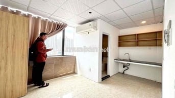 Phòng Cửa Sổ To Kế bên TDT OU Nguyễn Hữu Thọ Lotte