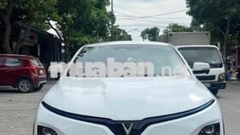 VinFast VF6 Plus 2025 Trắng 30000 km