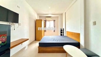 Chính Chủ Cho Thuê Căn Hộ Chung Cư Quận 10 ( Phòng Ngủ Ban Công 40m2 )