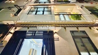 BÁN NHÀ 3 LẦU KHU LAM SƠN. 6 TỶ 1