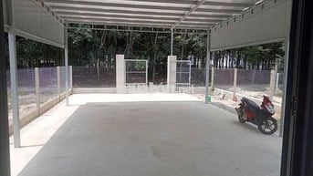 Nhà nguyên căn yên tĩnh hẻm xe hơi