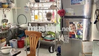 Nhà quận Binh Tân cũ chính chủ ket tiền bán gấp.