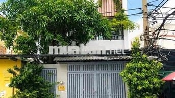 Nhà Đường 10M Dương Quảng Hàm 3 Lầu 5PN Có GARA XE HƠI 30tr