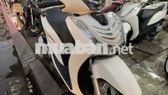 Honda SH 125 2021 Trắng đã qua sử dụng