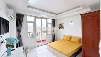 CĂN HỘ BAN CÔNG 2 PN - THANG MÁY GẦN CV HOÀNG VĂN THỤ