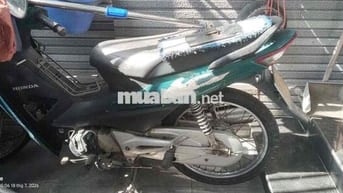 Honda Wave Xanh Xăng
