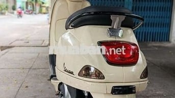 Piaggio Vespa LX 125 ie Kem Tự động