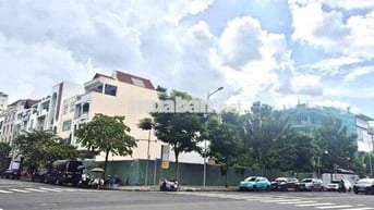 Cho thuê góc 3 mặt tiền view sông